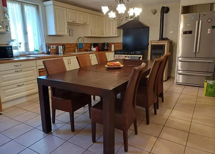 Petite Vue Сasa de vacaciones Pionsat